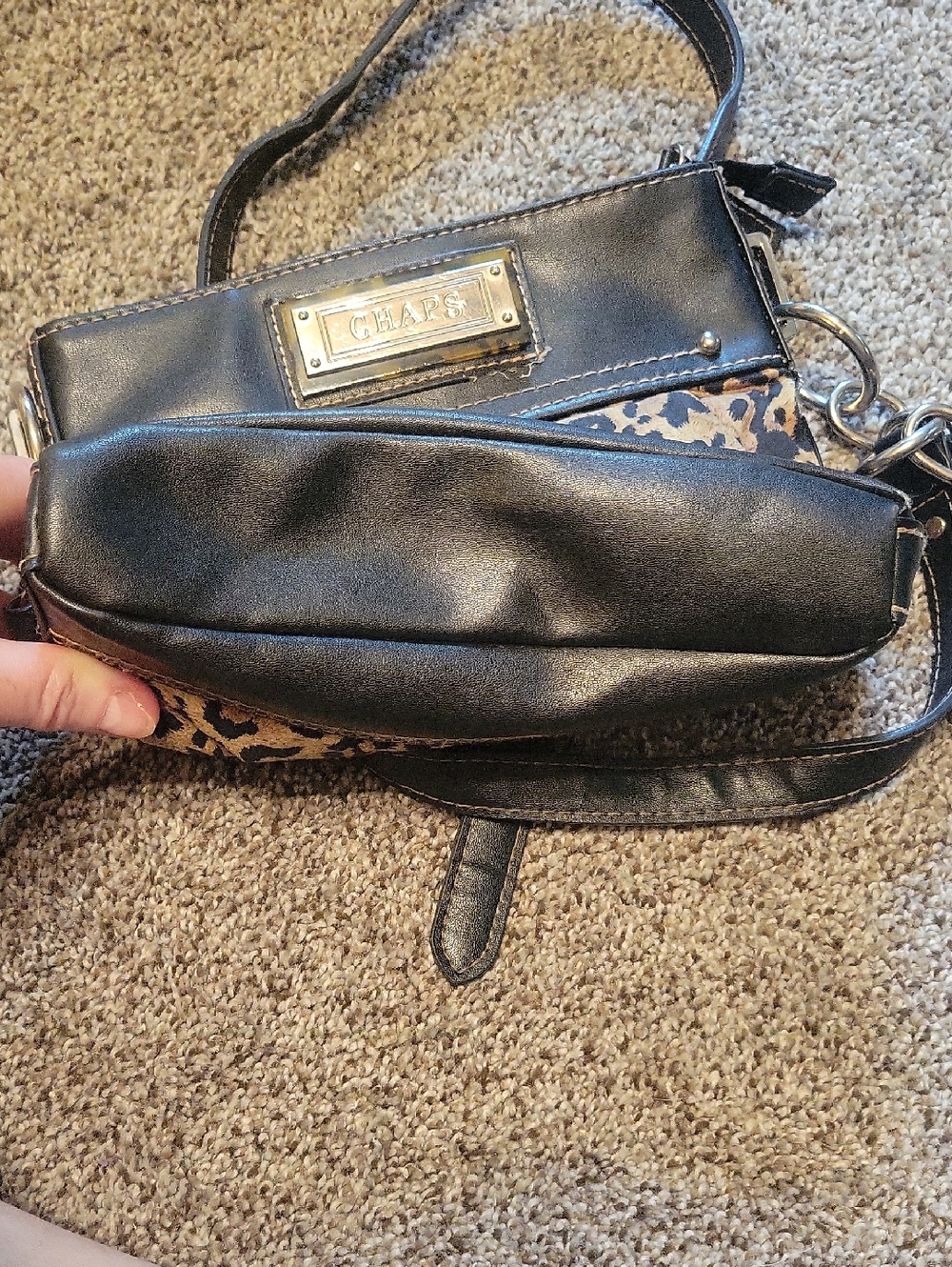 Chaps Ralph Lauren Leopard Crossbody - Picture 6 of 10